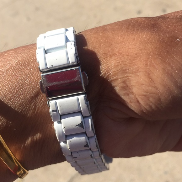 Watch - Picture 3 of 4